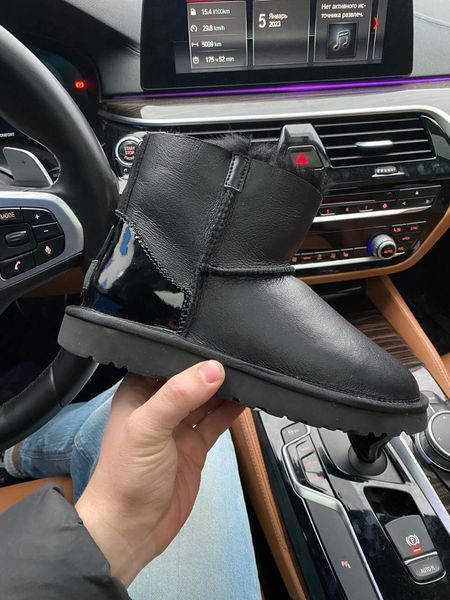 UGG Australia США Mini II Zip Back Чорні шкіряні уггі овчина міні замок молнія Австралія - Розмір 35 (US 4) 2111797 фото