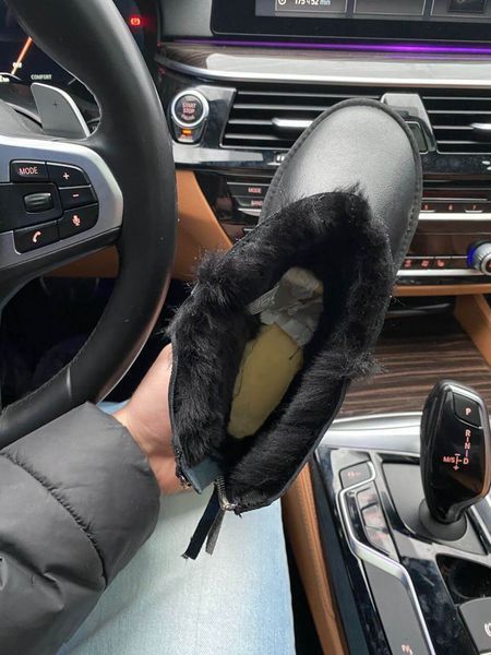 UGG Australia США Mini II Zip Back Чорні шкіряні уггі овчина міні замок молнія Австралія - Розмір 35 (US 4) 2111797 фото
