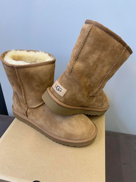 UGG Australia Classic Short II Руді короткі угг цільна овчина Угг Австралія - Розмір 35 (US 4) 2110342 фото