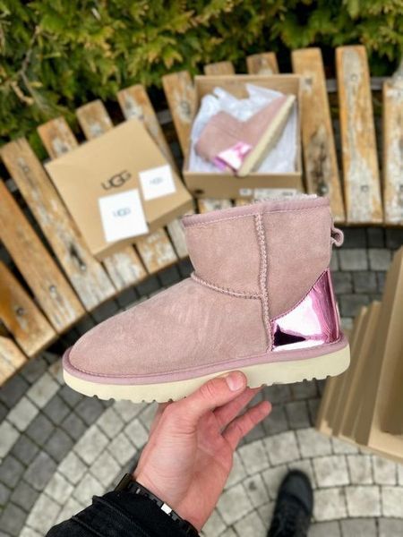 UGG Australia США Classic Mini Pink Metallic II рожеві уггі натуральні зимові міні Угг Австралія - Розмір 35 (US 4) 2111401 фото