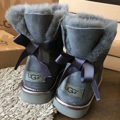 UGG Australia США Mini Bailey Bow Metallic Серый натуральні міні Угг Австралия - Розмір 35 (US 4) 2110910 фото