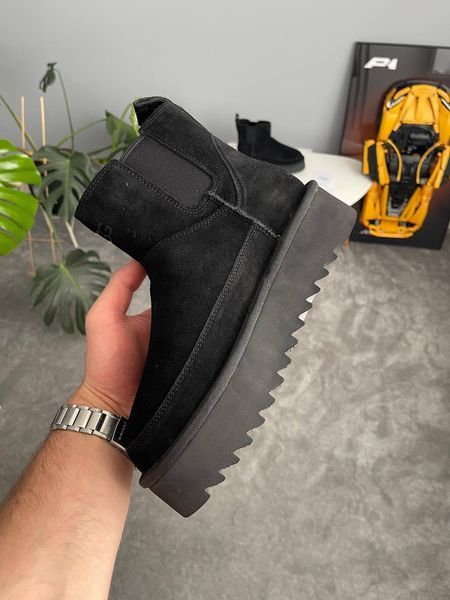 UGG Australia Classic Chelsea Platform Tractor Black угг з хутром міні чорні на платформі замш цільна овчина Угг Австралія - Розмір 35 (US 4) 2110100829 фото