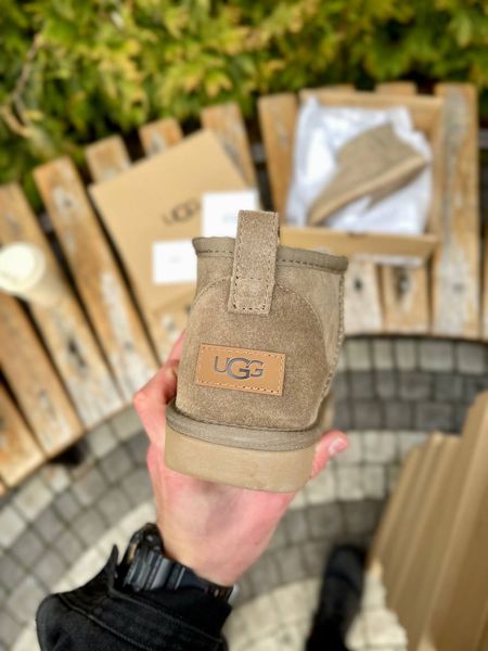 UGG Australia США Classic Ultra Mini Khaki  Антілоп Хакі натуральні зимові ультра міні Угг Австралія - Розмір 35 (US 4) 2111632 фото