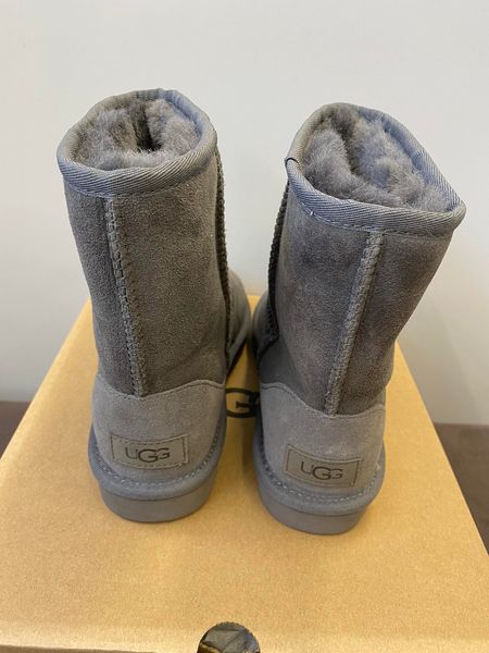 UGG Australia Classic Short II Сірі короткі уггі цільна овчина Угг Австралія - Розмір 35 (US 4) 2110320 фото