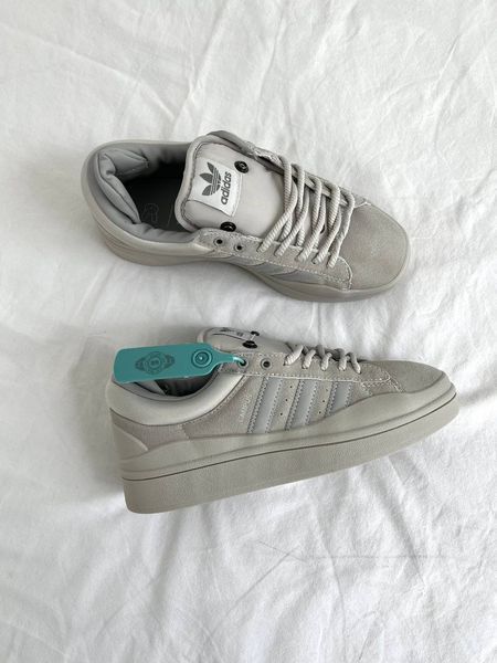 США Adidas Campus xx BAD BUNNY Light Grey жіночі, чоловічі шкіряні якісні кросівки Адідас Кампус світло сірі - Розмір 36 (US 5) 11167509 фото