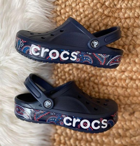 Crocs Оригінал Bayaband ™ Bandana Print Navy Clog Жіночі Крокс США (205089) - 36 (Стопа 22.5-23.2см) M4/W6 100863 фото