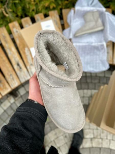 UGG Australia США Classic Mini Light Grey Suede II світло сірі натуральні зимові міні Угг Австралія - Розмір 35 (US 4) 2111379 фото