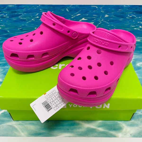 Crocs Оригінал Classic ™ Bae Clog Electric Pink Жіночі Крокс США (206302) - 36 (Стопа 22.5-23.2см) M4/W6 100692 фото